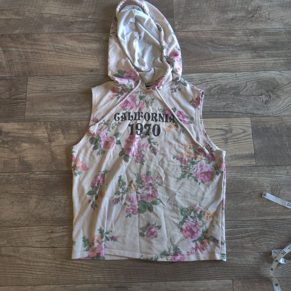 Hippie Chic CA 1970 sleeveless hoodie